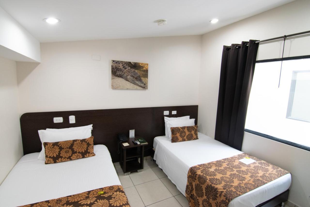 Hotel Poblado Boutique Express ميديلين المظهر الخارجي الصورة